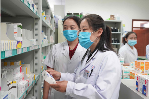 innovative-applications-and-core-value-of-electronic-price-tags-in-medical-scenarios-02.jpg
