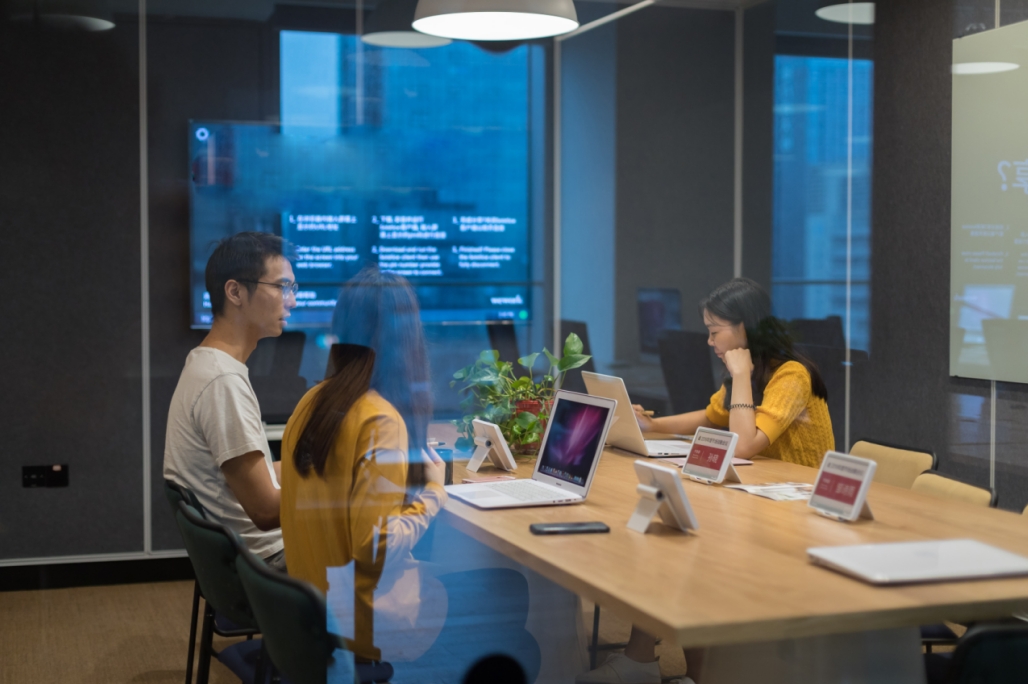 How_Electronic_Labels_Are_Powering_the_Next-Gen_Workplace_03.png