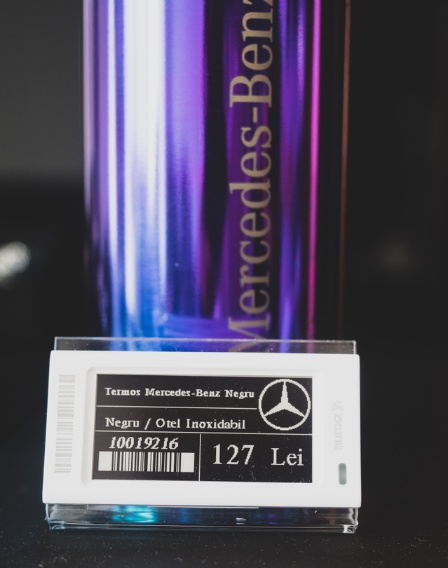 retail signage displays.jpg retail signage displays.jpg